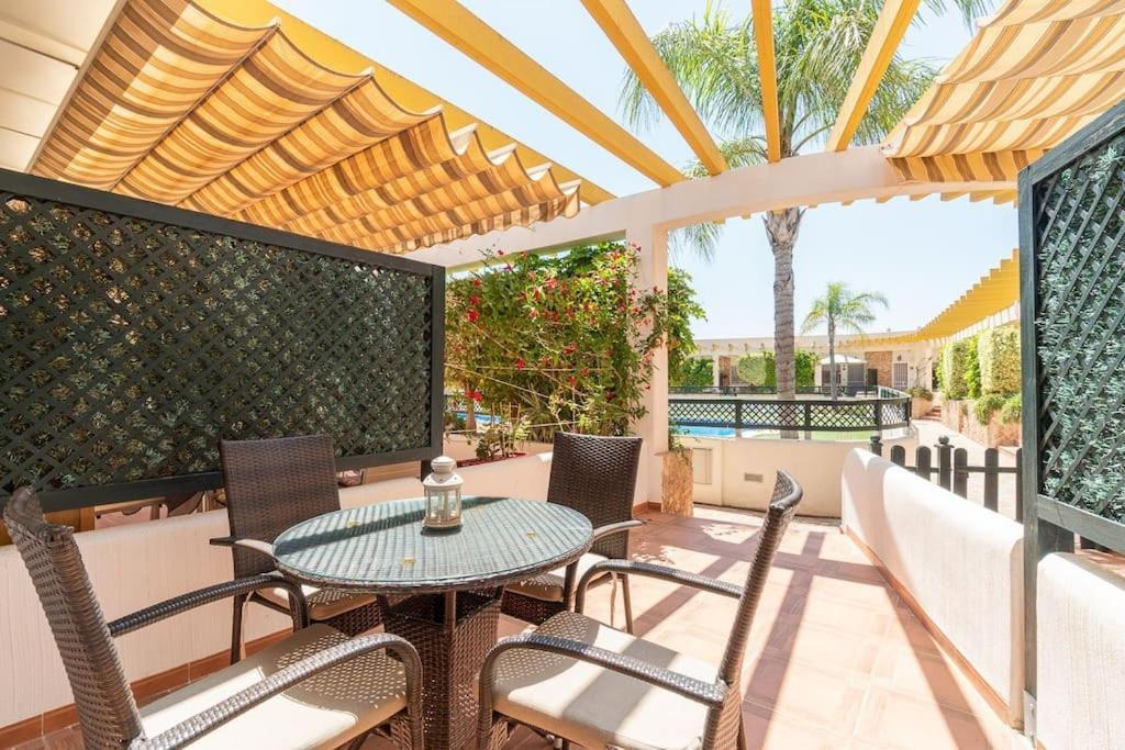 Villa Magnifico Adosado Con Piscina Y Barbacoa Campoamor Esterno foto