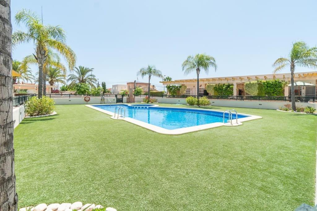 Villa Magnifico Adosado Con Piscina Y Barbacoa Campoamor Esterno foto