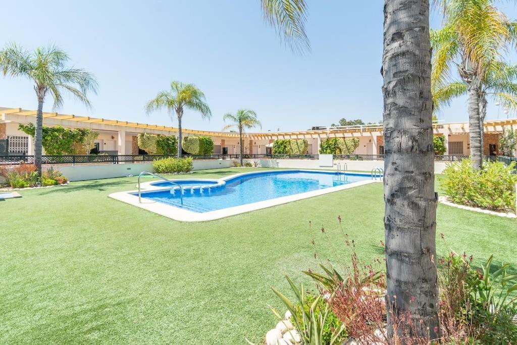 Villa Magnifico Adosado Con Piscina Y Barbacoa Campoamor Esterno foto